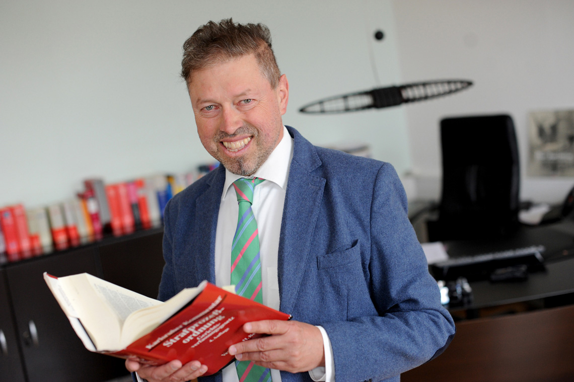 Rechtsberatung Anwalt München Florian Schneider
